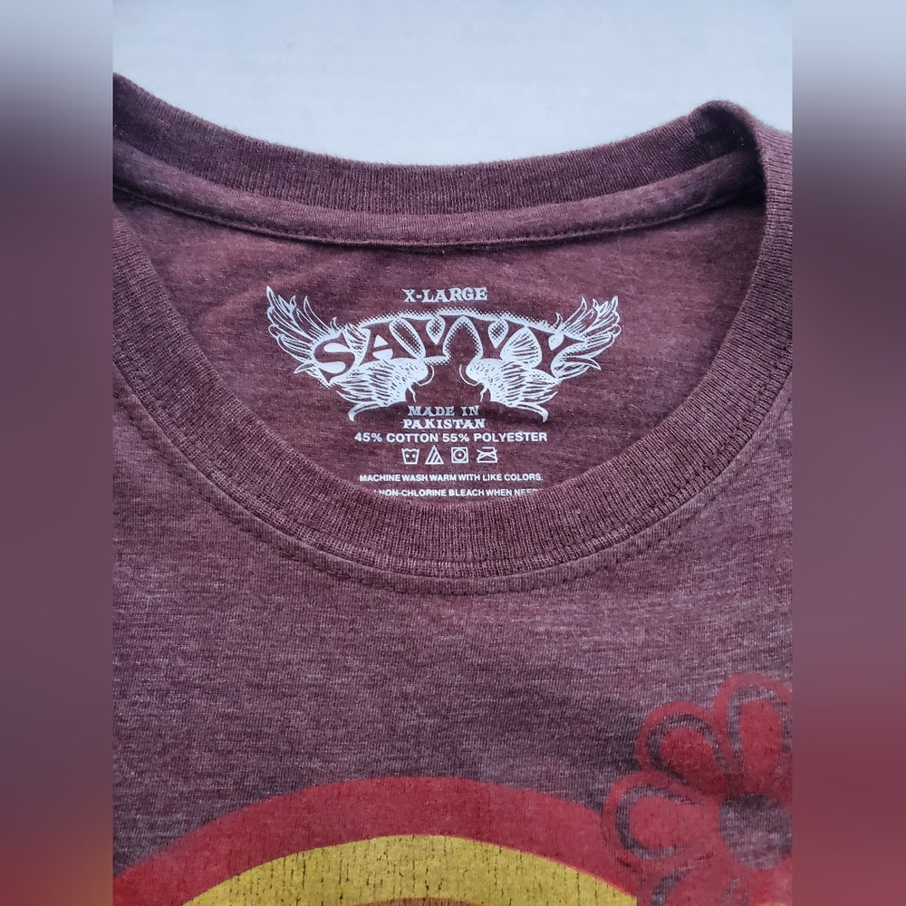 Women's Hershey's T-shirt Size XL - Picture 3 of 3